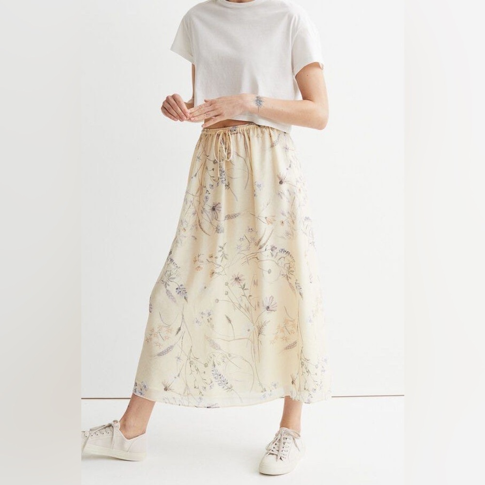 H&M Floral Beige Maxi Skirt